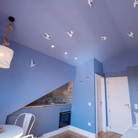 Apartment Seagull Attic W/ Stunning View & Balcony *